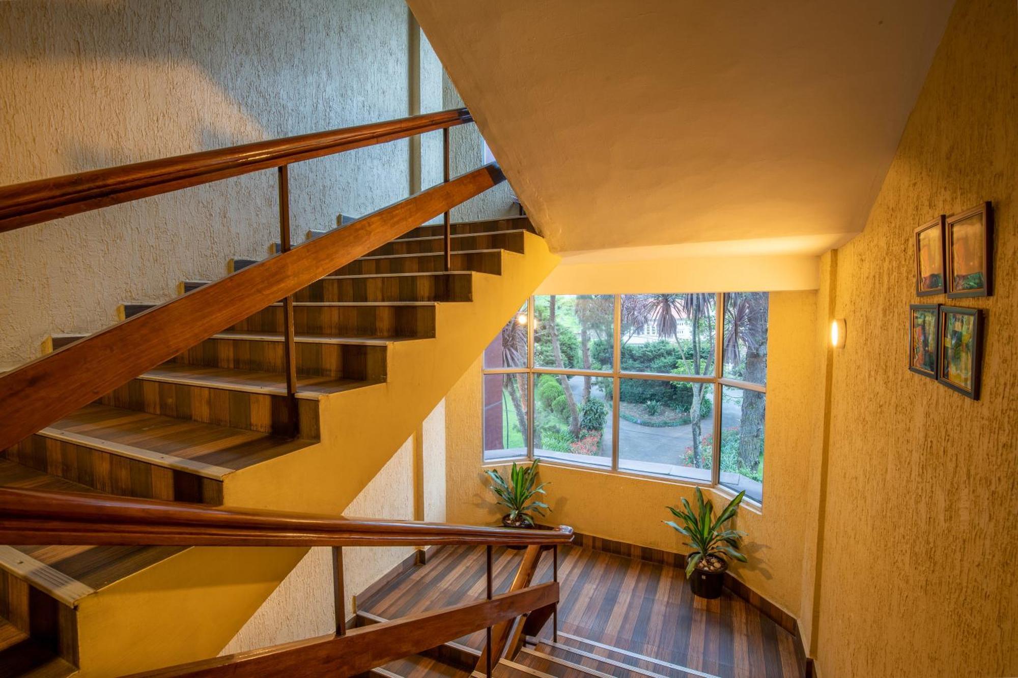 Vinayaga Inn By Poppys, Ooty Exteriér fotografie